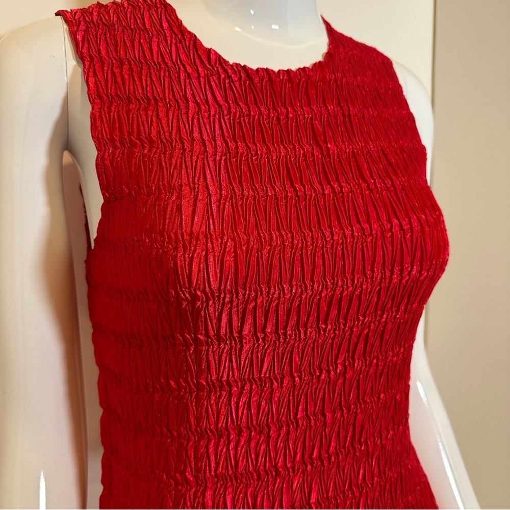 Hot pink stretchy polyester top women’s size small